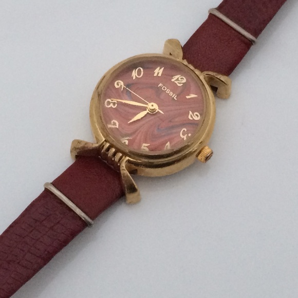 Rare Fossil Ladies Watch Gold Tone Brown Leather - Picture 8 of 8